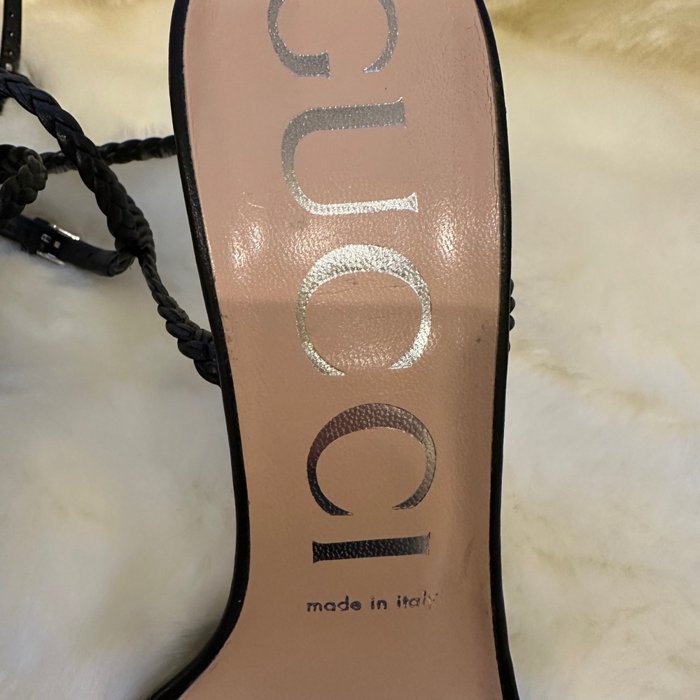 Gucci Black Stiletto Heels with Transparent Accents - Picture 5 of 7